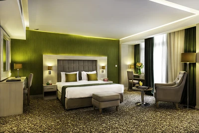 Parsian Enghelab Hotel