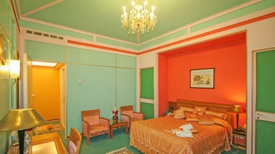 Abbasi Hotel