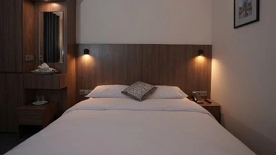 Karbat Hotel