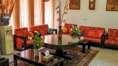 Hasht Behesht Hotel