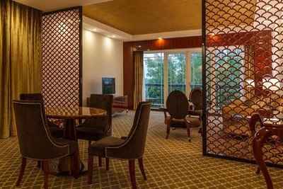 Dariush Grand Hotel