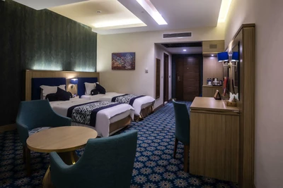 Parsian Kowsar Hotel