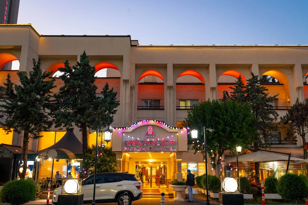 Parsian Evin Hotel
