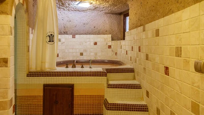 Laleh Kandovan Hotel