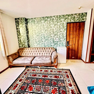 Rose Makoran Hotel
