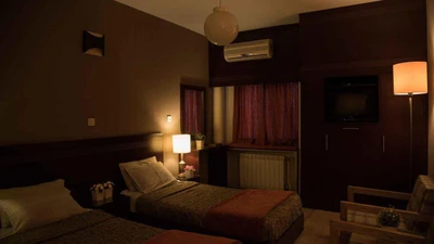 Roodaki Hotel