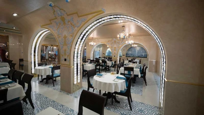 Chaharbagh Hotel