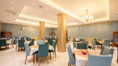 Shirazis Hotel
