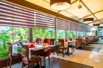 Parsian Evin Hotel