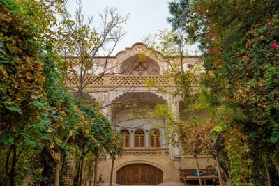 Khademi Traditional Hotel