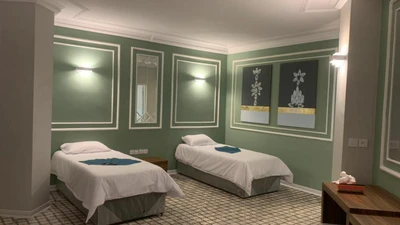 Ghoghnoos Hotel