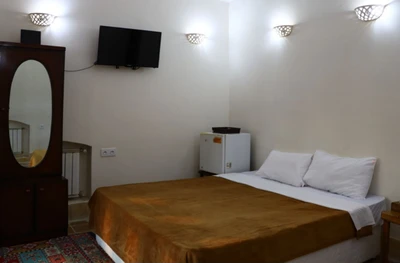 Rose Traditional Hotel