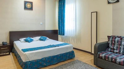 Alvand Hotel