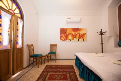 Baba Afzal Hotel
