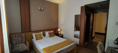 Park Saadi Hotel