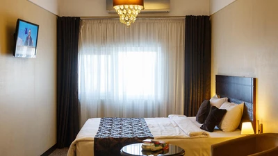 Javaher Shargh Hotel