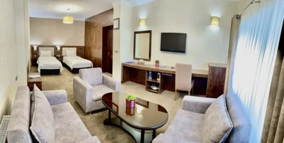 Yazd Tourist Hotel