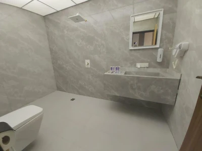 Aseman Shahr Hotel