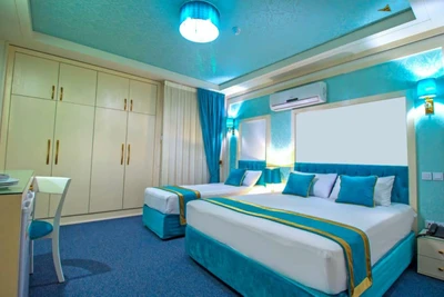 Sadra Hotel