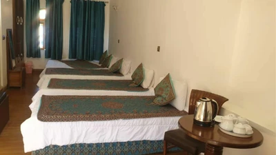 Khan Dohad Hotel