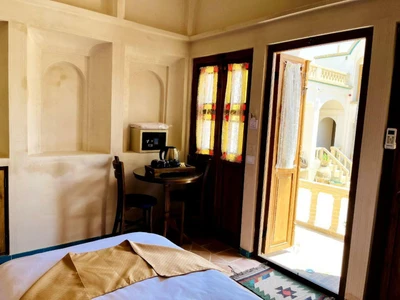 Ashkoob Traditional Hotel