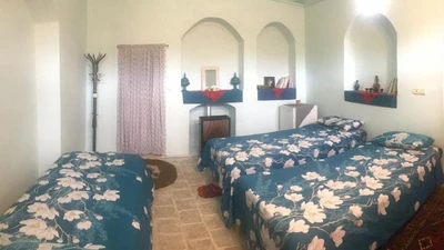 Noghli Traditional Hotel