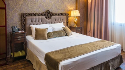 Almas Novin Hotel