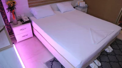 Sepahan Hotel