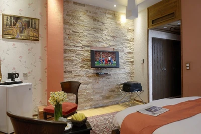 Ferdowsi Grand Hotel