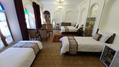 Sorkheyi Hotel