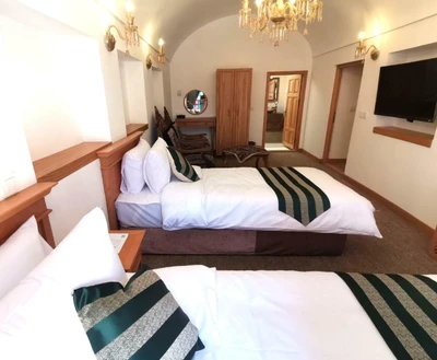 Karvanica Hotel