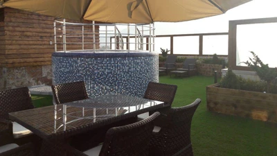 Matin Toranj Hotel