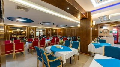 Parsian Ali-Qapu Hotel