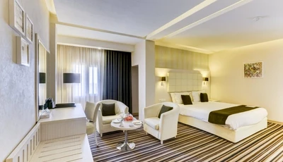 Howeyzeh Hotel