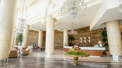 Shiraz Grand Hotel
