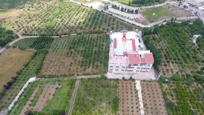 Aseman Shahr Hotel