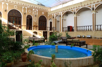 Rose Traditional Hotel