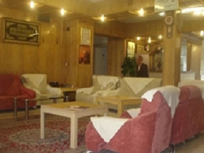 Akhavān Hotel