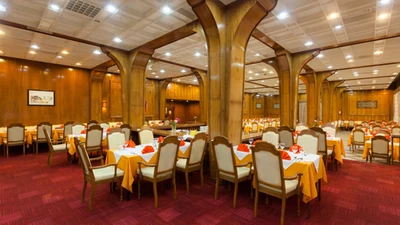 Pars Hotel