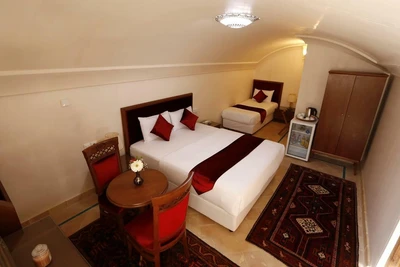 Mandegar House