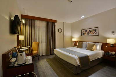 Elysee Hotel