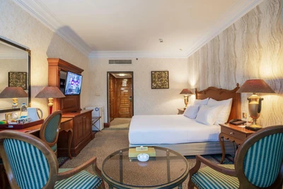 Parsian Esteghlal Hotel