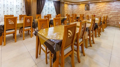 Nasir Al Molk Hotel