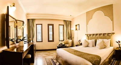Parsian Safaiyeh Hotel