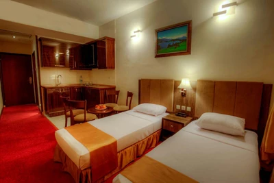 Kiana Hotel
