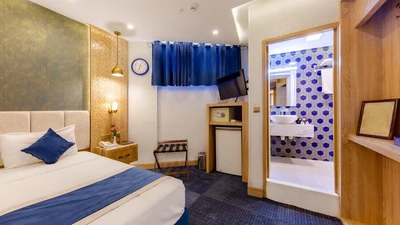 Setareh Hotel