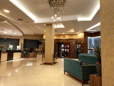 Hatra Hotel