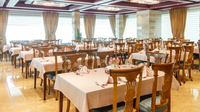 Simorgh Hotel