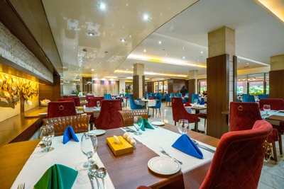 Parsian Evin Hotel