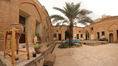Sarabi Traditional Hotel